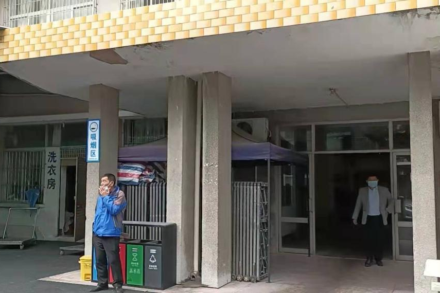 大型工業(yè)洗衣機(jī) 大型工業(yè)洗衣機(jī)